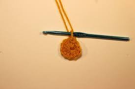 Your crochet projects will look neater and more elegant when using this. How To Crochet A Magic Circle 10 Steps Instructables