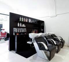 Ainsi, destinés aux professionnels de la coiffure et de la beauté, nos produits ont deux objectifs. Acconciature Michela Bari Italy Salone Manufacturer Sales Hair Style Salon Furniture Salon Furniture Beauty Salon Furniture Salon Decor