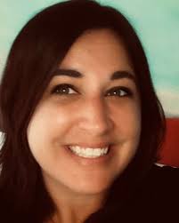 Shauna Perry's Instagram, Twitter & Facebook