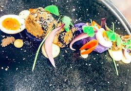 Kartoffelsalat Blauerschwede Blauerbaron Kartoffeln Wachtelei Karotte Truffelmayo Blutwurstpraline Tresorhannover Restauranthannov Hannover Restaurant