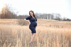 Huge sale on maternity photoshoot outfits now on. What To Wear Maternity Photo Session Newborn Family Wedding Photography In Christiansburg Va Stephanie Parker Photography