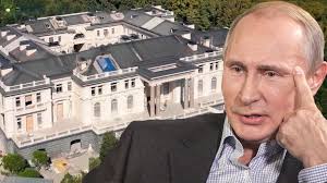 Nur zwei tage nach der rückkehr von alexei nawalny nach russland und seiner verhaftung veröffentlichte sein team ein video mit dem titel „ein palast für putin. Putins Tagebuch Nawalny Im Knast Putin Im Palast Ndr De Fernsehen Sendungen A Z Extra 3
