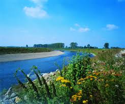 There are 3 ways to get from maastricht to maaseik by train, bus or car. Zum Aperitif Mit Ihrem Private Butler Visit Limburg