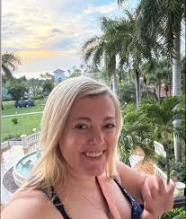 Travel agent specializing in disney and europe trips