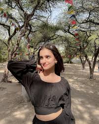 Black top never gets old! 🖤 @showoff.in Size “S” [black top ...