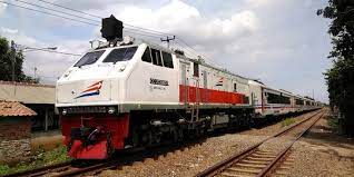 Data yang diperoleh daripada carsome insights 2019 membuktikan bahawa putih merupakan warna kereta paling popular 2019 di malaysia. 1 272 Calon Penumpang Ditolak Ini Syarat Naik Kereta Api Di Sumsel Merdeka Com