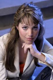 How you guys felt when Lois Lane became a part of Smallville and Erica  Durance's portrayal as the character in the series? For me Lois is my  favorite character in the show