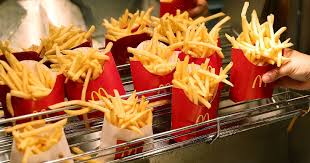 ويبدو أن هذه هي المرة الأولى التي تقضي فيها. Ù„Ø§ ÙŠØ³ØªØ«Ù…Ø± Ø¨Ø§Ù„ØªÙƒÙ†ÙˆÙ„ÙˆØ¬ÙŠØ§ ÙÙ‚Ø· Ø¨Ø·Ø§Ø·Ø³ Ù…Ø§ÙƒØ¯ÙˆÙ†Ø§Ù„Ø¯Ø² ØªØ£ØªÙŠÙ†Ø§ Ù…Ù† Ù…Ø²Ø§Ø±Ø¹ Ø¨ÙŠÙ„ Ø¬ÙŠØªØ³ Economy Plus