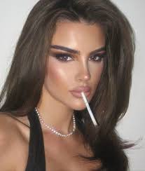 Alysha Diaz (alyshadiaz90210)