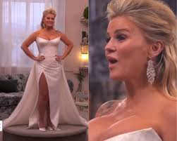 Red carpet fashion win today