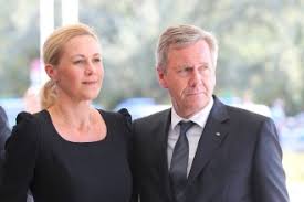 Andreas scheuer über das hochwasser 2013. Andreas Scheuer Csu Minister Und Seine Frau Sabine Scheuer Haben Sich Getrennt Berliner Morgenpost