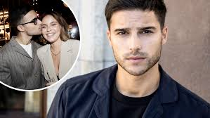 Saade then spent two years with the boy band what's up!, with which he released an album. Eric Saades Change For The Fiance S Sake
