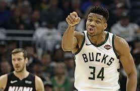 H άνοδος και η κυριαρχία του greek freak! Ti Didaskei To Xakarisma Twn Logariasmwn Toy Antetokoynmpo Contra Gr