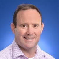 Anna Gear's Instagram, Twitter & Facebook