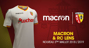 Der cycling club rontal behält es sich vor einträge mit fantasienamen und einträge mit ehrverletzenden bezeichnungen nicht zu akzeptieren. Racing Club De Lens Und Macron Die Vorstellung Des Neuen Dritten Trikots Macron