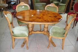 Uvozni nameštaj iz holandije i nemacke, rusticna izrada, stilske i masivne garniture, ugaone garniture, regali, plakari, spavace sobe, stilske komode. Bqfanvvbejuubm