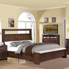 Platform bed with footboard storage bench. Riata Queen Storage Bench Bed By Riverside Nis154524796 Oskar Huber Furniture Design