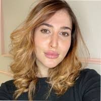 Amber Hagar's Instagram, Twitter & Facebook