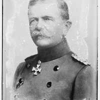 William Sidney Graves, head-and-shoulders portrait, facing front]