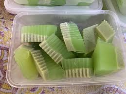 *1 biji telur,dicampur dengan santan tersebut. Resepi Agar Agar Santan Pandan Pencuci Mulut Selepas Berbuka Wan Rokiah Wan Ismail Pengedar Shaklee Paka