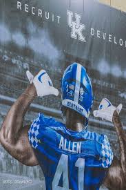 Josh Allen Kentucky Football College Football Players Uk Football