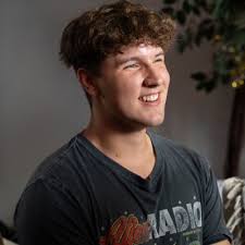 Tim Veres (@negativeSSBM)