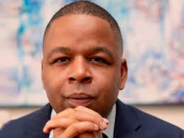 Crain Currency's Art Corner: 'Untold Stories' of 6 women artists