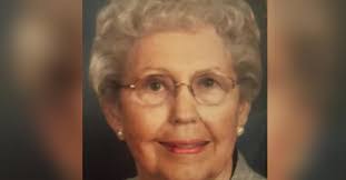 Hilary Spence's Instagram, Twitter & Facebook