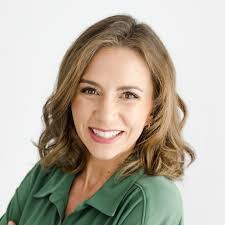 Amy Shotwell's Instagram, Twitter & Facebook