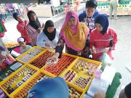 Untuk memudahkan anda bercuti di kuantan, disertakan juga peta destinasi menarik, jarak destinasi kalau di malam hari, tempat makan malam yang sering menjadi sebutan dan cadangan orang ialah di medan ikan bakar di tanjung lumpur. Mrsushi Mrsushi16 Twitter