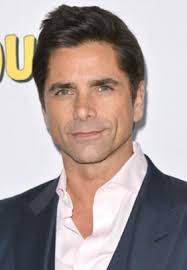 John Stamos : 25 ans après, Oncle Jesse est de retour dans La Fête à la  Maison