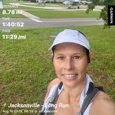 runner experiences finger injury during run