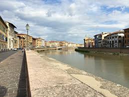 Eu nu vreau o relatie. Pisa Arno Promenade Versilia Gay