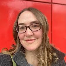 Penny Albers's Instagram, Twitter & Facebook