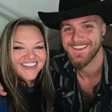 Brett Sharp's Instagram, Twitter & Facebook