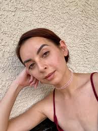 Raise your hand if you like freckles 🙃