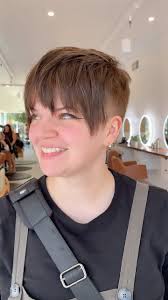 Did you know that hair cutting was my first love? 😍, The art of sculpting  the perfect shape fills my soul. There is something about unique cuts that  I freaking LOVE. If you want a cut like this, ...