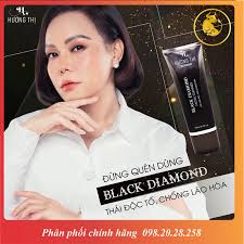 Sữa rửa mặt kim cương đen Hương Thị 120ml