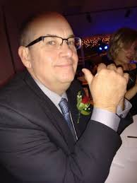 Michael Manto's Instagram, Twitter & Facebook