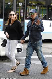Julianne phillips (*may 6, 1960) + bruce springsteen (*sep 23, 1949). Afbeeldingsresultaat Voor Bruce Springsteen And Julianne Phillips Wedding Pictures Bruce Springsteen Bruce Springsteen The Boss Bruce