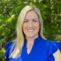 Leslie Teasley's Instagram, Twitter & Facebook