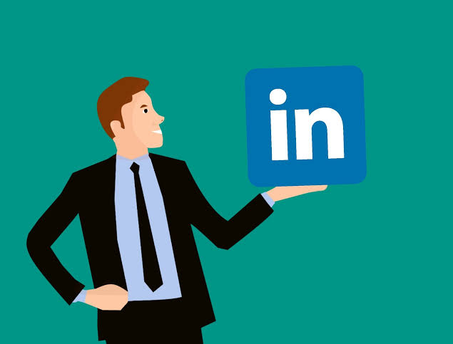 LinkedIn descubrió las collabs | ¿Llegan tarde a la fiesta?
