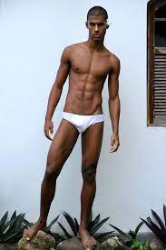 Hello all im a newbie into the world of wearing speedos and i am quickly loving it!! Boys And Bulges World