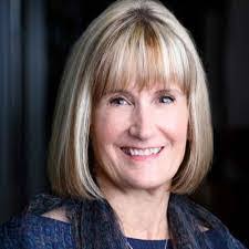 Kimberly Beaton's Instagram, Twitter & Facebook