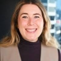 100+ perfiles de «Kyra»