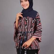 Warna biru mudanya oke, ditambah dengan motif garis berwarna putih. 24 Model Baju Tenun Wanita Wa 0852 3410 5855 Ideas Batik Fashion Batik Dress Fashion