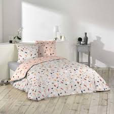 Grâce à ses coloris intemporels comme le bleu canard, vert d'eau, terracotta, rose poudrée ou le blanc cassé, votre. Parure De Lit 3 Pieces Zaico 220x240cm Rose Gris