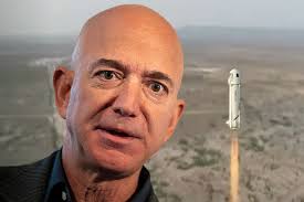 Jeff bezos fliegt ins all. Pogk6g98fgu0fm