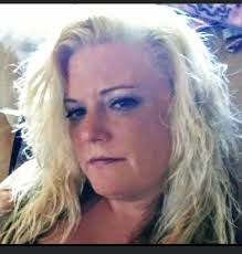 Christina Robb Obituary