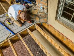 7 Questions To Ask A Contractor When Building A Deck | Legacy Decks